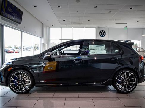 New 2026 Volkswagen Golf image 14