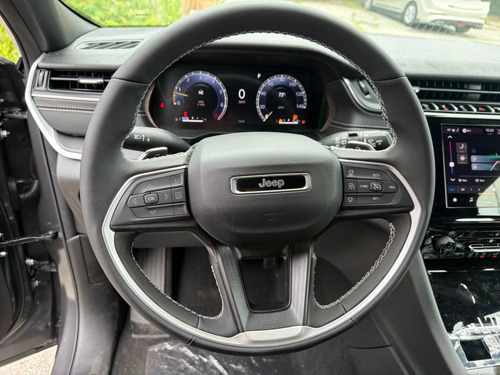 New 2026 Jeep Grand Cherokee Laredo X AWD/4WD image 11