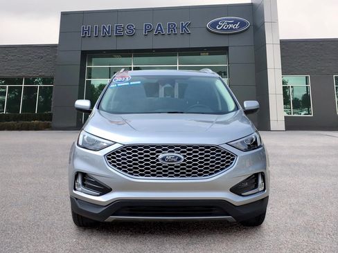 Used 2023 Ford Edge SEL w/ Convenience Package AWD/4WD image 2