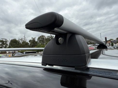 Used 2018 Volvo V60 T5 Cross Country w/ Convenience Package image 11