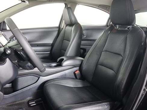 Used 2021 Honda HR-V EX-L image 29