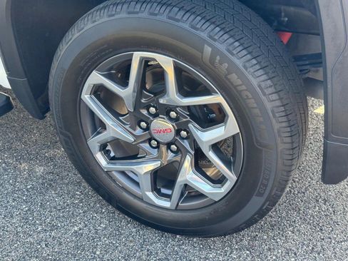 Certified 2024 GMC Sierra 1500 SLT w/ SLT Premium Plus Package AWD/4WD image 7