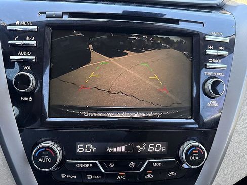 Used 2020 Nissan Murano SV FWD image 15