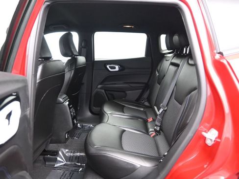 New 2026 Jeep Compass Latitude AWD/4WD image 29