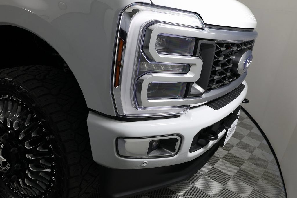 Used 2025 Ford F350 Platinum w/ Platinum Plus Package AWD/4WD image 40