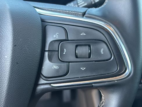 Used 2025 Buick Encore GX Preferred FWD image 14