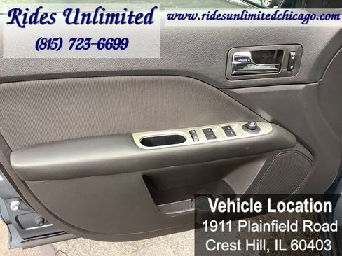 Used 2011 Ford Fusion Base image 8