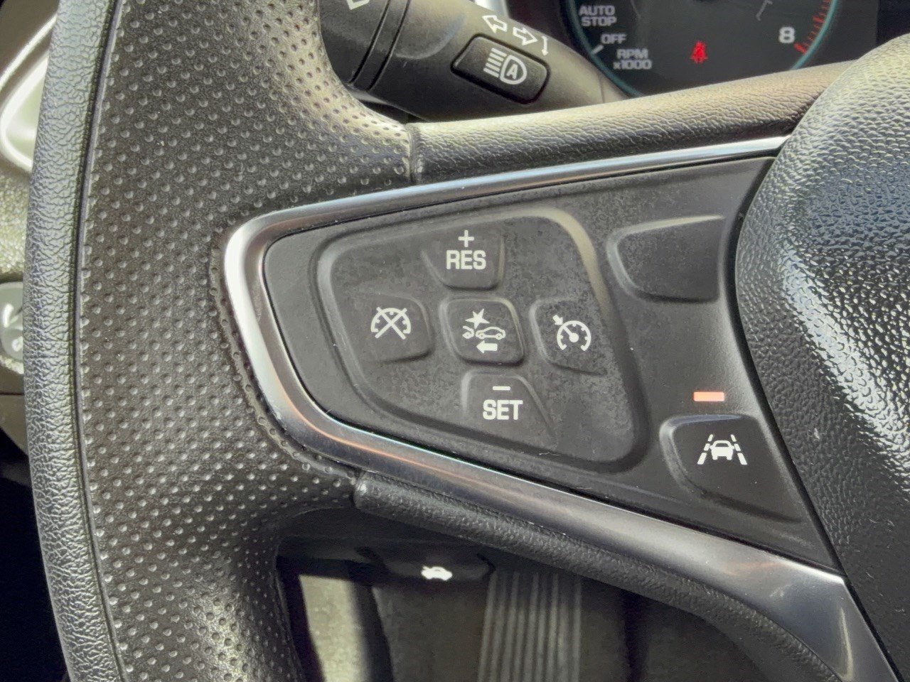 Used 2025 Chevrolet Malibu LT FWD image 18