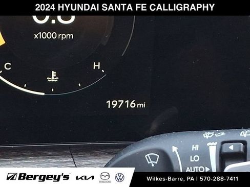 Used 2024 Hyundai Santa Fe Calligraphy AWD/4WD image 25