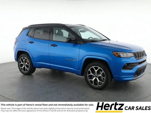 Used 2025 Jeep Compass Limited AWD/4WD image 1