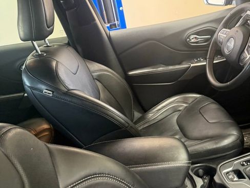 Used 2021 Jeep Cherokee Latitude Lux 80th Anniv w/ Quick Order Package 26U 80TH image 6