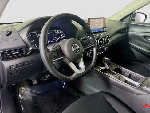Used 2024 Nissan Sentra SV FWD image 23