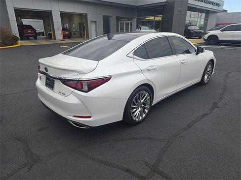 Certified 2021 Lexus ES 350 Luxury image 3