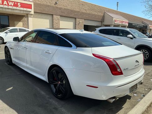 Used 2015 Jaguar XJ R LWB image 6