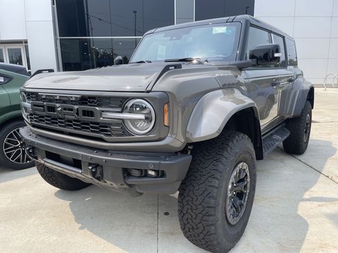 New 2025 Ford Bronco Raptor image 8