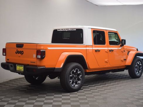 New 2026 Jeep Gladiator Sport AWD/4WD image 6