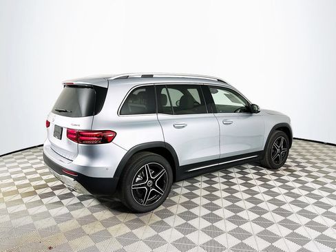 Used 2026 Mercedes-Benz GLB 250 4MATIC image 7