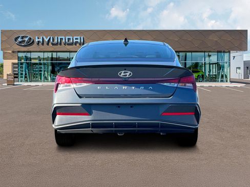 New 2025 Hyundai Elantra Sport image 6