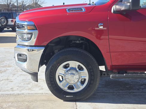 New 2026 RAM 2500 Tradesman AWD/4WD image 5
