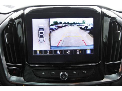 Used 2023 Chevrolet Traverse Premier w/ Redline Edition FWD image 25
