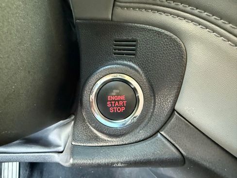 Used 2023 Subaru Outback Limited image 12