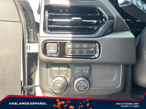 New 2026 GMC Yukon XL AT4 AWD/4WD image 25