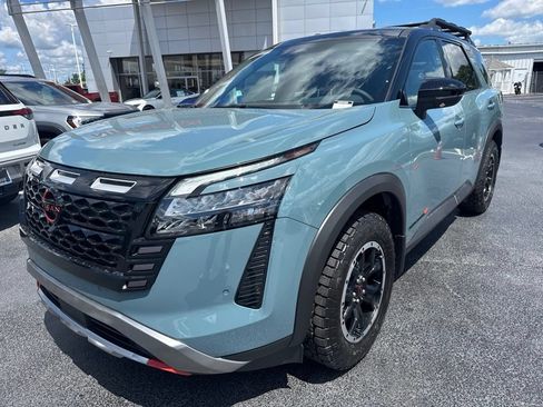 New 2026 Nissan Pathfinder Rock Creek w/ Rock Creek Premium Package AWD/4WD image 9