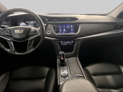 Certified 2022 Cadillac XT5 Luxury FWD image 15