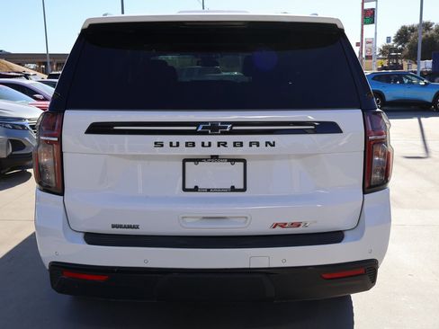 Used 2023 Chevrolet Suburban RST image 7