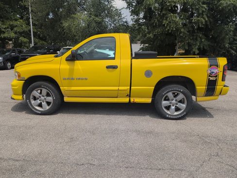 Used 2005 Dodge Ram 1500 Truck SLT w/ Rumblebee Group AWD/4WD image 12