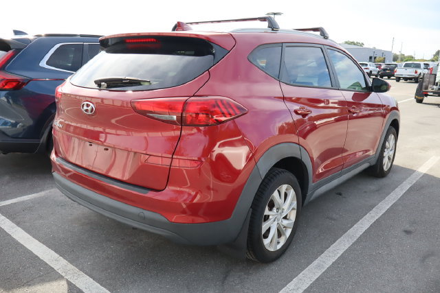 Used 2021 Hyundai Tucson Value w/ Cargo Package FWD image 2