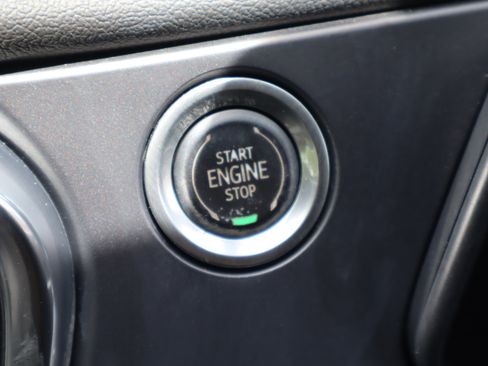 Used 2021 Chevrolet Blazer LT FWD image 29