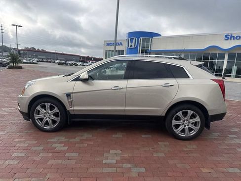 Used 2011 Cadillac SRX Premium FWD image 3