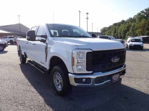 Used 2024 Ford F350 XL w/ XL Driver Assist Package AWD/4WD image 10