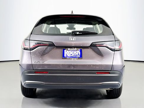 Certified 2023 Honda HR-V LX image 6