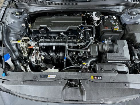 Certified 2024 Hyundai Elantra SEL FWD image 28