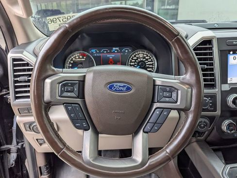 Used 2019 Ford F150 Limited w/ Trailer Tow Package image 17