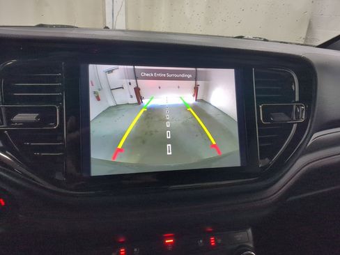 Certified 2024 Dodge Durango GT image 14