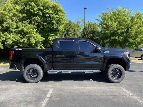 Used 2021 GMC Sierra 1500 AT4 w/ Technology Package image 10