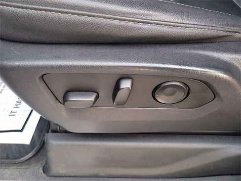 Used 2023 Chevrolet Silverado 1500 LTZ image 12