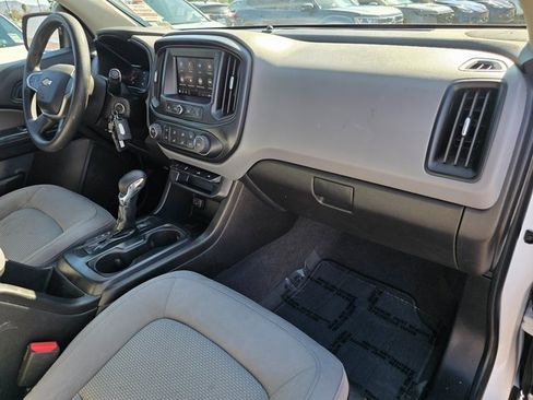 Used 2022 Chevrolet Colorado W/T w/ WT Convenience Package image 9
