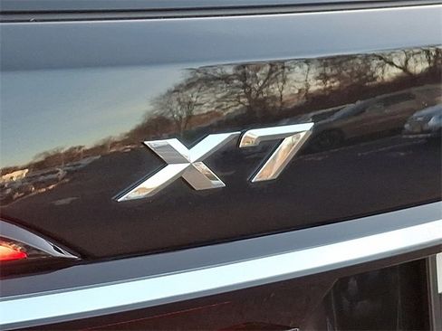Used 2023 BMW X7 xDrive40i w/ Executive Package image 31