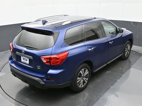 Used 2020 Nissan Pathfinder SV AWD/4WD image 34