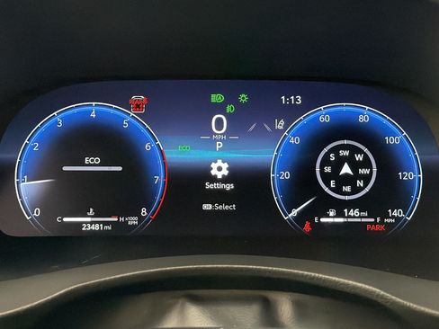 Used 2024 Toyota Highlander FWD image 24