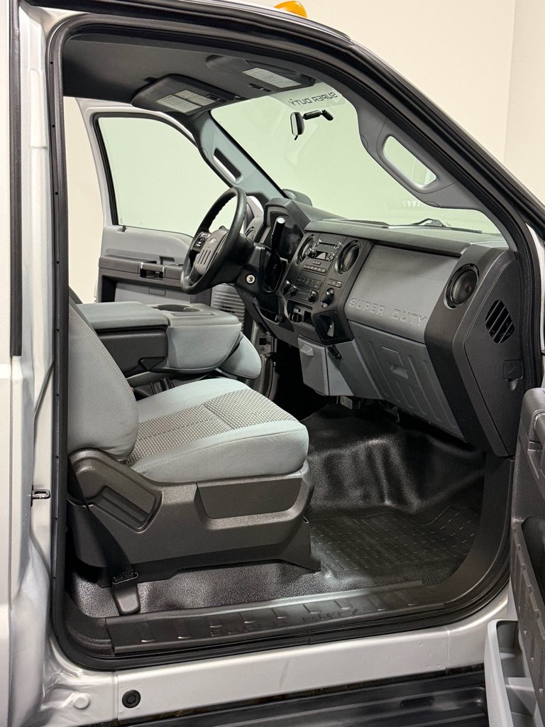 Used 2015 Ford F350 XL w/ Power Equipment Group AWD/4WD image 9