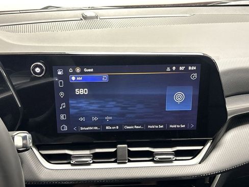 New 2026 Chevrolet Equinox LT w/ Convenience Package II AWD/4WD image 33