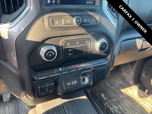 Used 2022 GMC Sierra 2500 Pro w/ Convenience Package AWD/4WD image 9