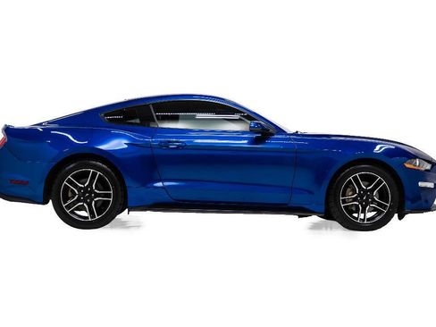 Used 2018 Ford Mustang Premium w/ Equipment Group 201A RWD image 5