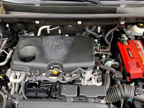 Used 2020 Toyota RAV4 XLE Premium FWD image 34