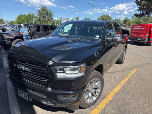 Used 2023 RAM 1500 Laramie AWD/4WD image 1